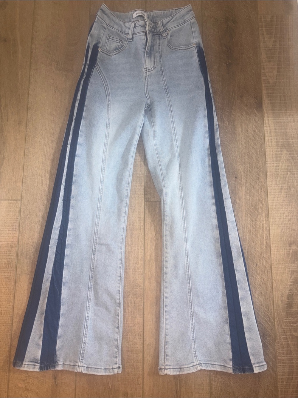 Nina Rossi Light Wash Flare Jeans with Navy Side Stripes